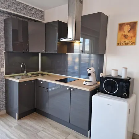 Avenue De Champagne Appartement *